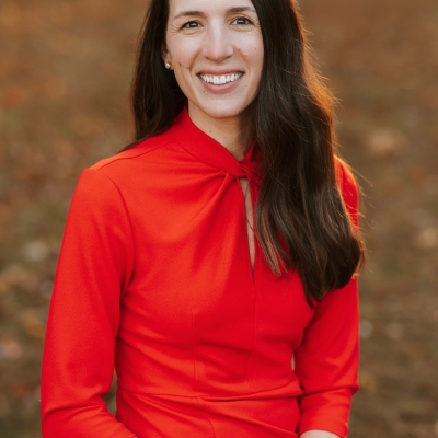 Stephanie Barnes